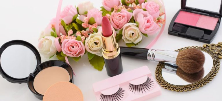 医療資格が生み出す安心と美しさアートメイク施術選びで後悔しないために 医療資格が生み出す安心と美しさアートメイク施術選びで後悔しないために