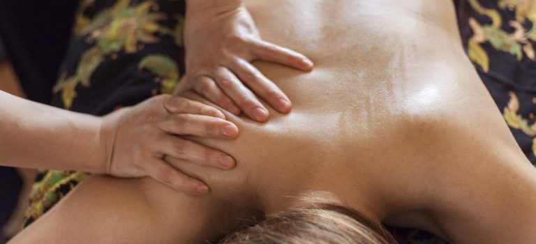 アートメイク施術の安全性と満足度は資格と経験で決まる信頼できる選び方の極意 アートメイク施術の安全性と満足度は資格と経験で決まる信頼できる選び方の極意